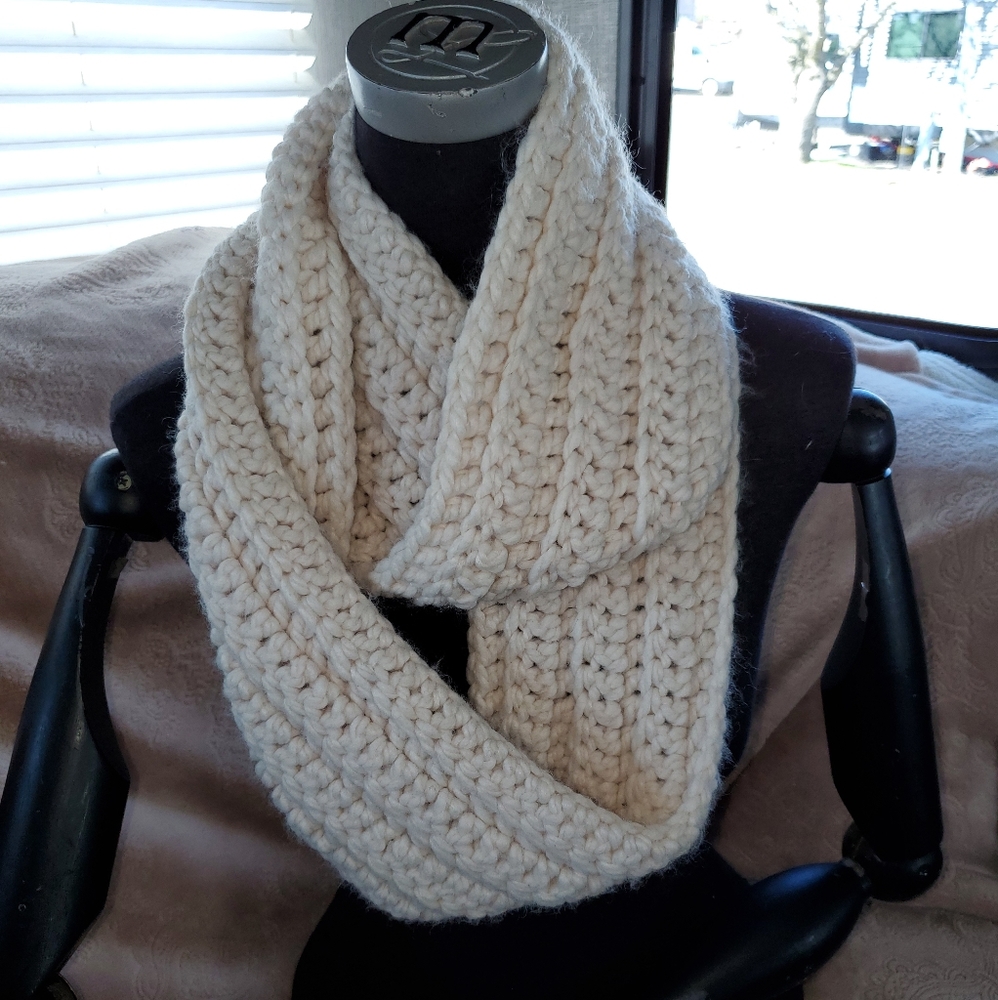 Crocheted wool/acrylic blend infinity scarf